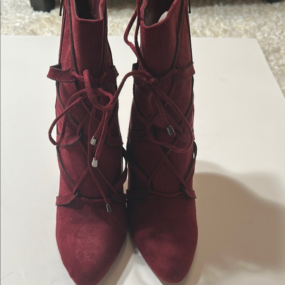Elegant Burgundy Lace-Up Women's Boots
